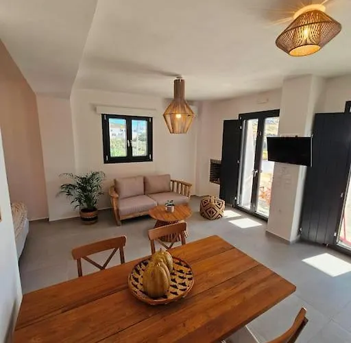 דירה Byblos Cycladic House Vívlos